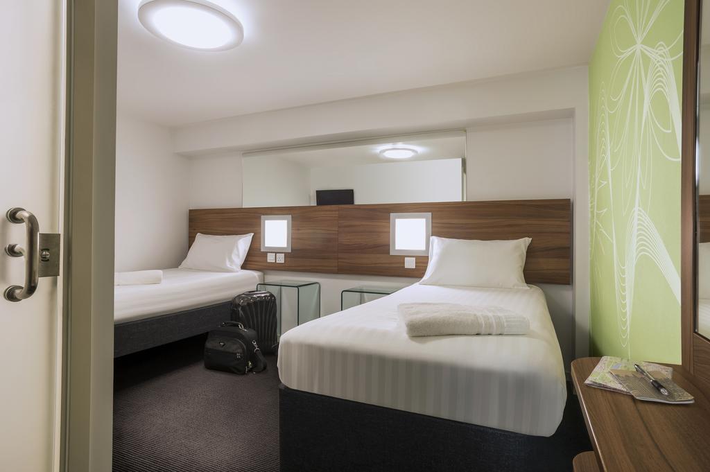 Point A Hotel London Paddington Экстерьер фото